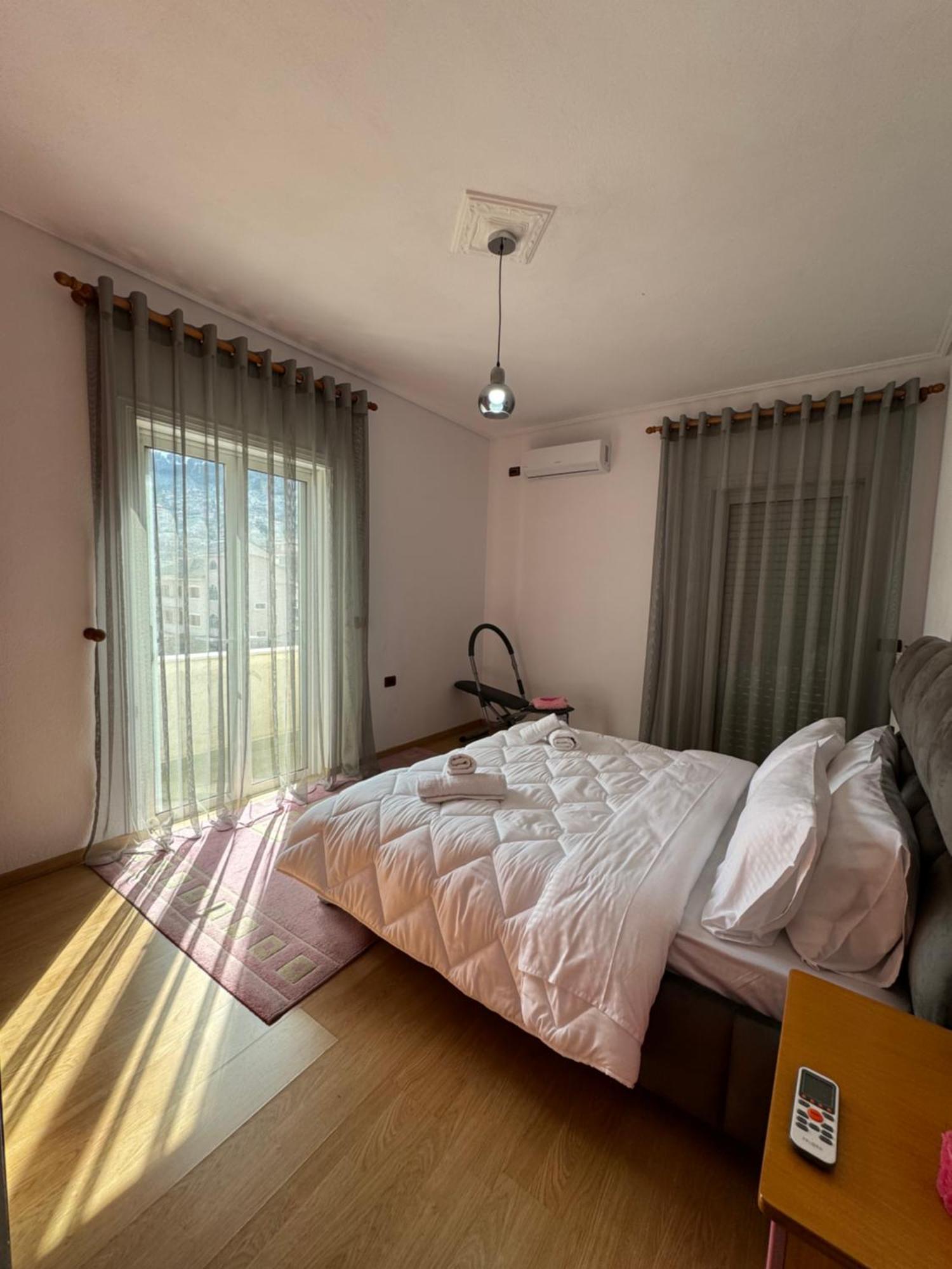 Silver Villa Gjirokastër Buitenkant foto